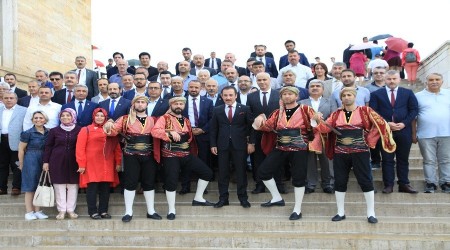 Ankaralılar ve Ankara’ya Hizmet Edenler Derneği 'Atayı Unutmadı'