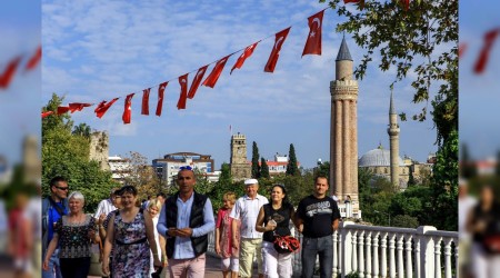 Antalya'da hedef 20 milyon turist