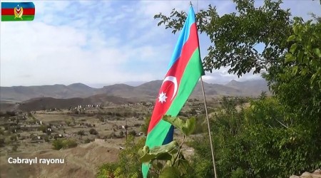 Artık Azerbaycan bayrağı dalgalanıyor