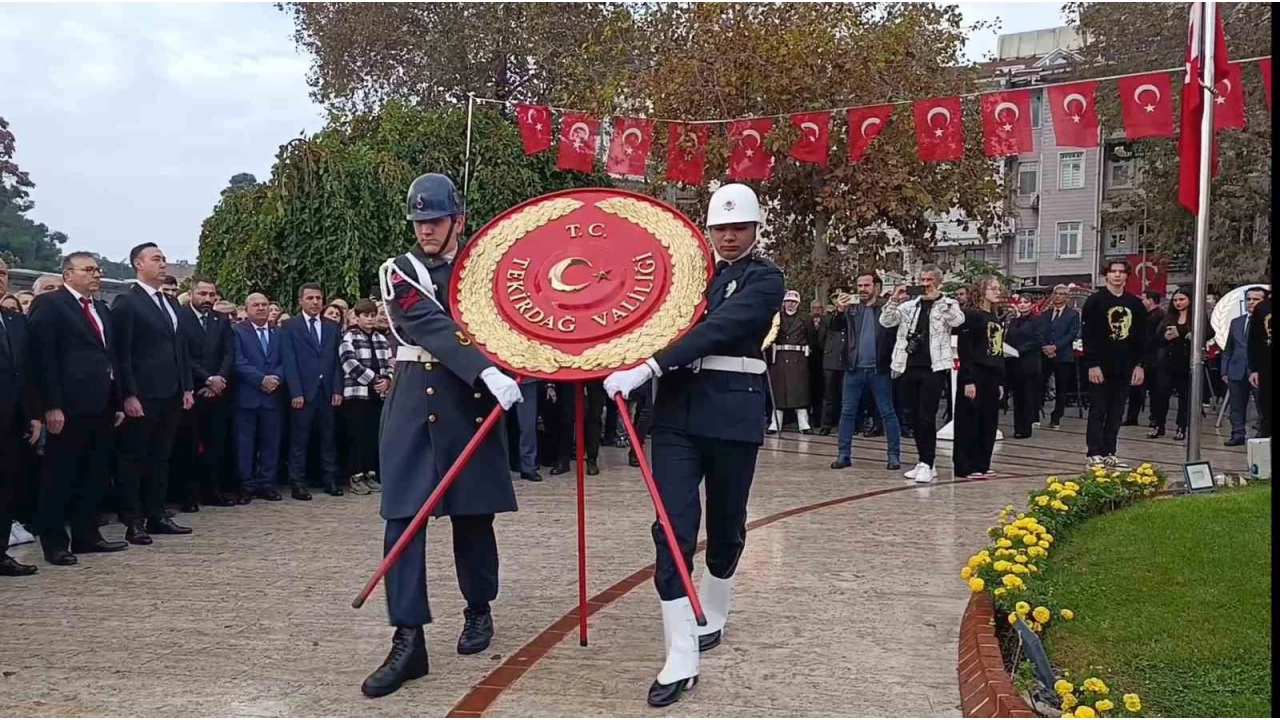 Atatürk, Tekirdağ'da da anıldı