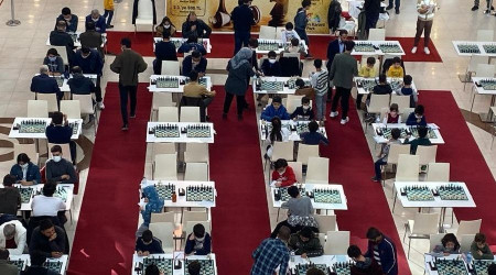 AVM'de yapılan satranç turnuvası ilgi gördü