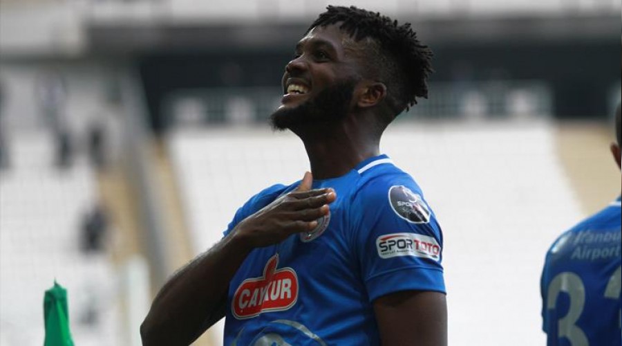 Azubuike tamam, Awaziem yolda