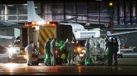 Batı Afrika'yı Ebola vurdu