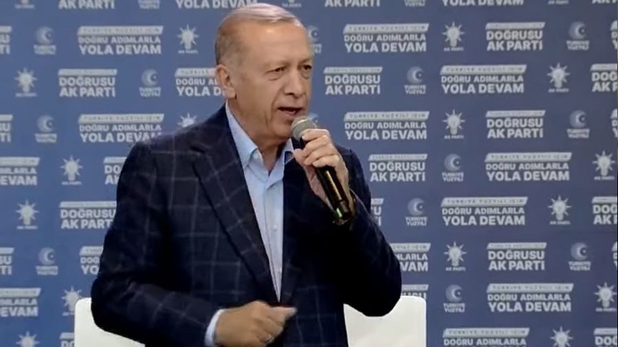 'Benim milletim sana bu ülkeyi teslim etmez'