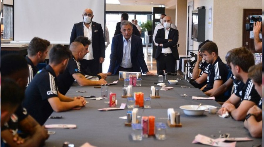 Beşiktaş'ta kritik görüşme