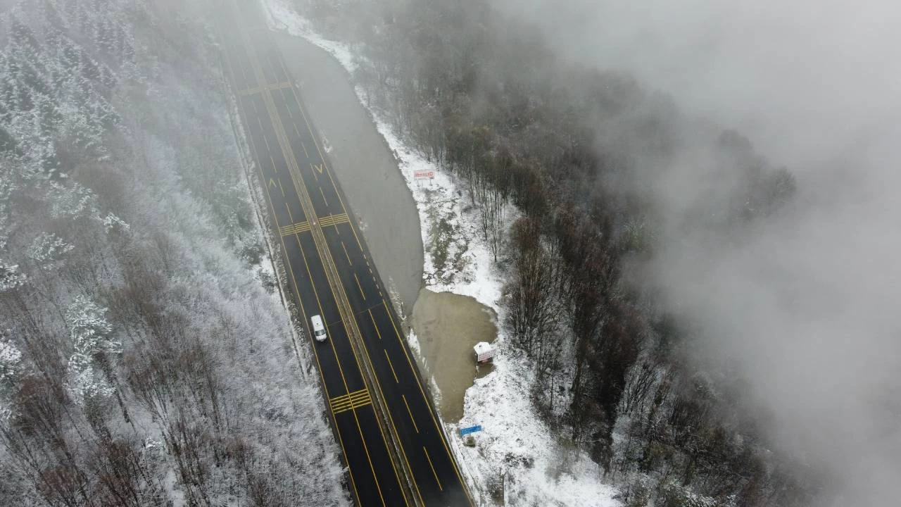 Bolu Da��'nda kar ya���� etkisini art�rd�