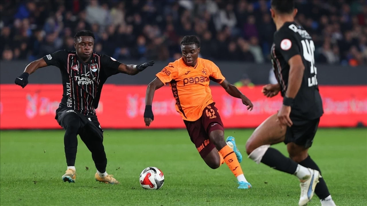 Bordo Mavililer yedeklerle çıktığı maçı rahat kazandı