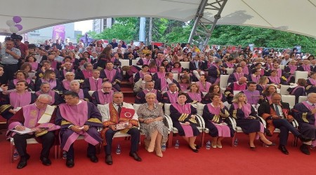 Bozok niversitesi Tp Fakltesi rencileri mezun oldu 