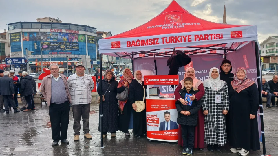 BTP Alt�nda� �l�e Te�kilat�ndan Cumhuriyet Bayram� co�kusu