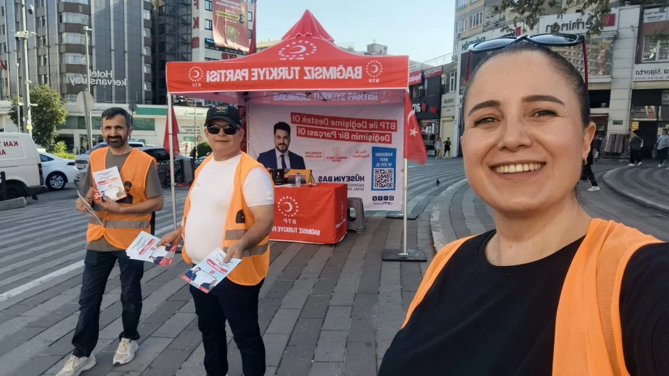 BTP Bursa �l Ba�kanl����ndan Fomara Meydan��nda stant �al��mas� 
