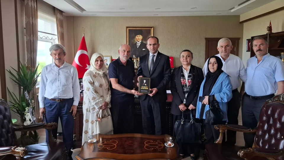 BTP heyetinden Beşikdüzü Kaymakamı Sarıdoğan’a ziyaret