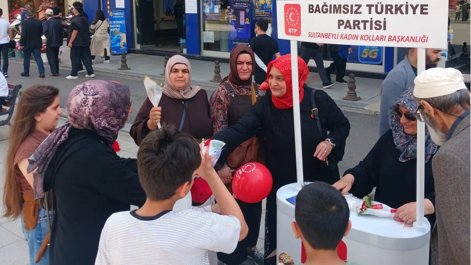 BTP Sultanbeyli Te�kilat� Anneler G�n��nde sahadayd�