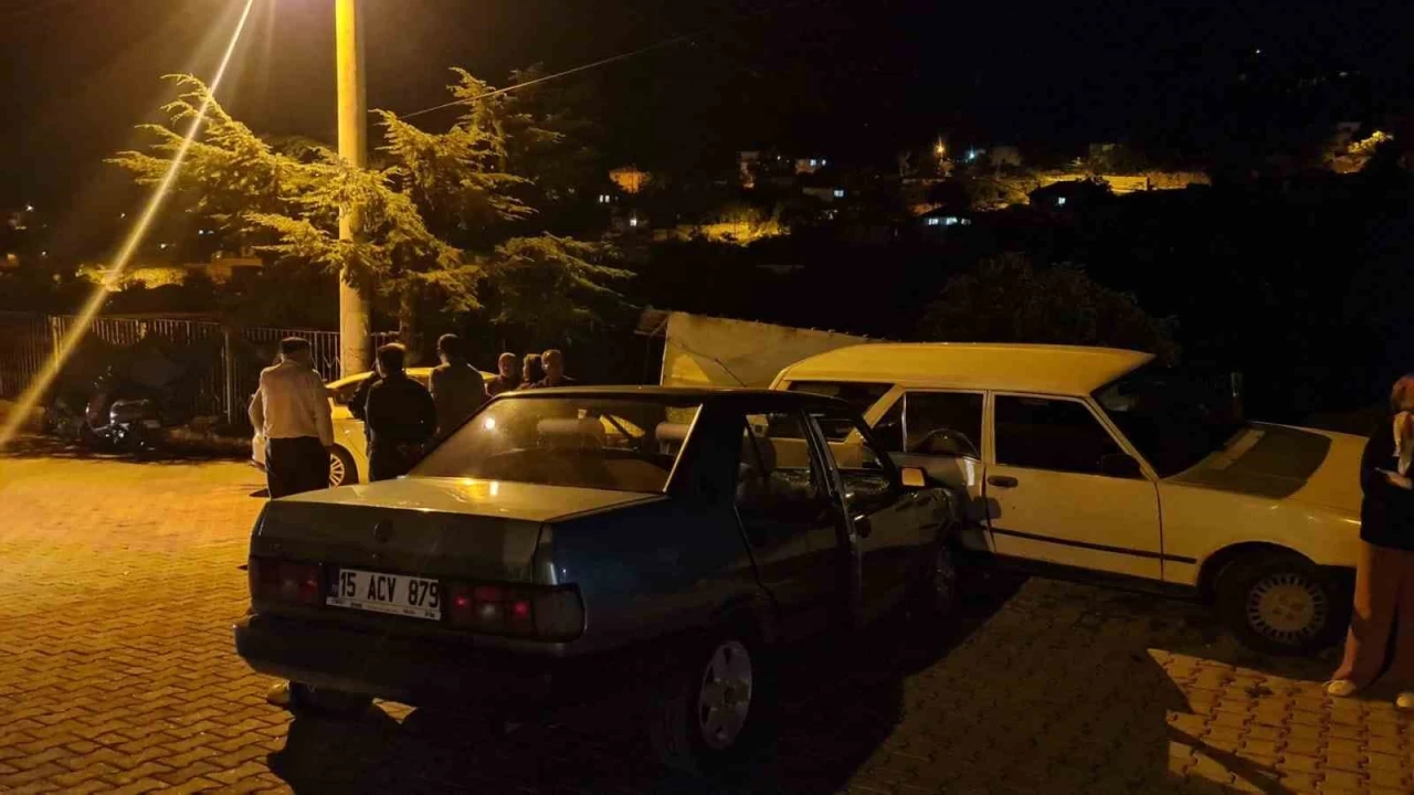 Burdur'da bir genç aracında infaz edildi