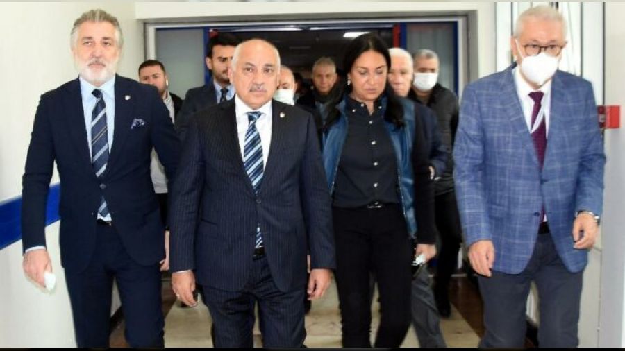 Büyükekşi, başkanlarla bir araya geldi