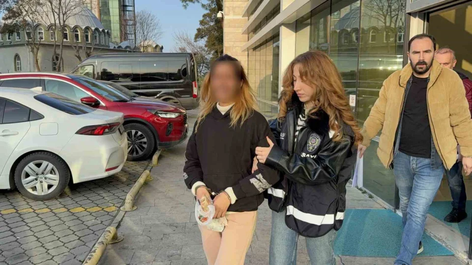 Cezaevinden kurtulmak i�in �ocuk do�uran h�rs�zlar...