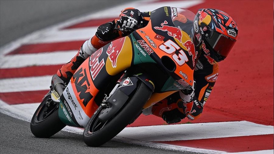 Deniz, Malezya'da 12. oldu 