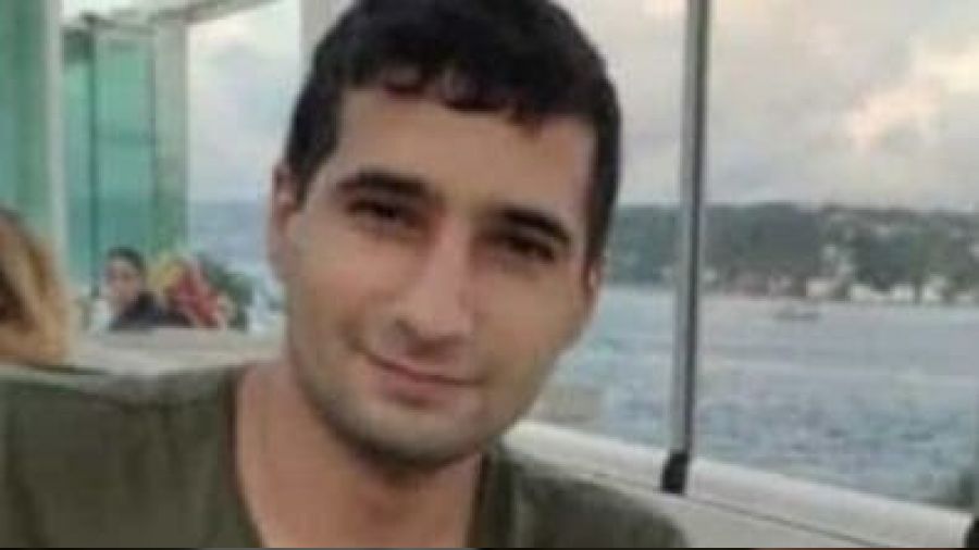 Depremde hayatn kaybeden polis topraa verildi