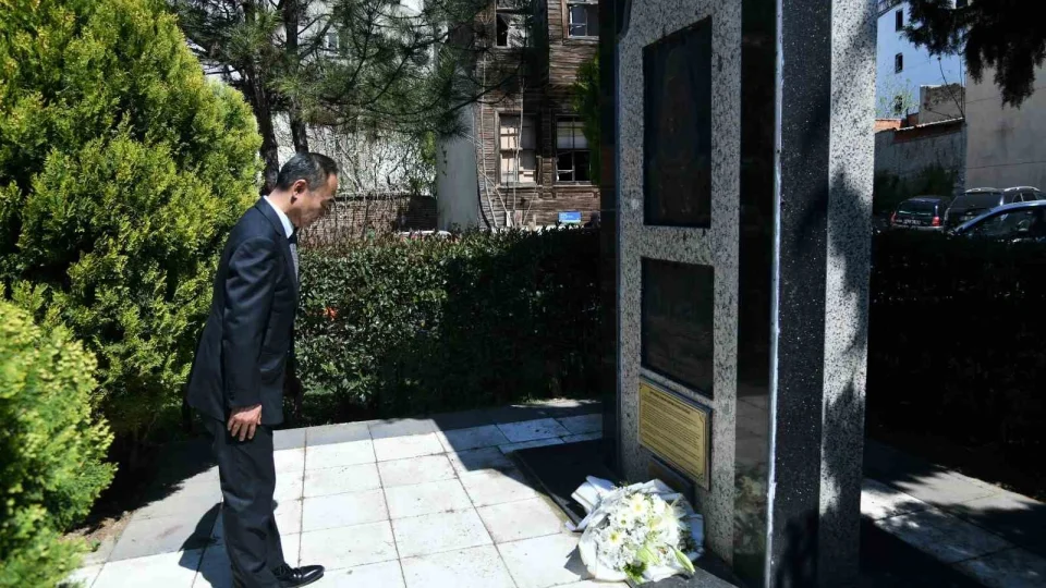 Diplomasi de�il, vefa: 136 y�l ge�ti Japonlar unutmad�
