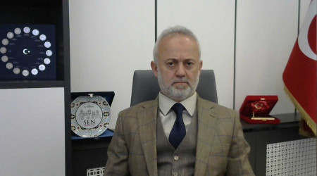 Doktora saldırıp dişini kırdı