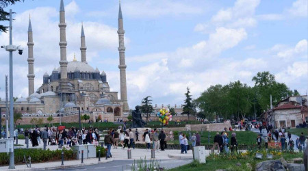 Edirne'de 'Kakava' yoğunluğu yaşanıyor