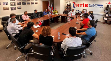 Edremit zeytinyağını Rusya'da tanıttılar