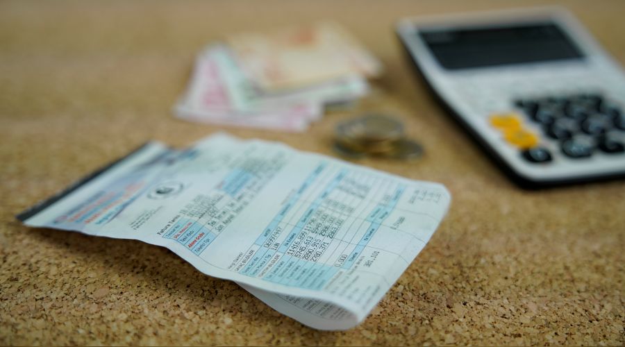 Elektrik ve doğal gaza kademe kademe zam gelecek!