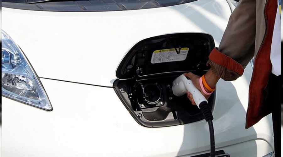 Elektrikli ta��t say�s� 5 milyonu a�t�