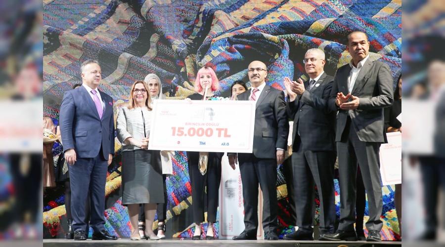 En g�zel kuma�� tasarlamak i�in yar��t�lar