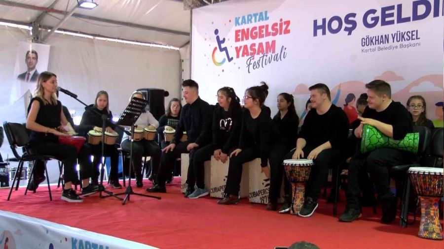 Engelsiz Ya�am Festivali d�zenlendi