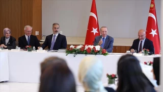 Erdoğan: ABD ile ilişkilerde olumlu havadan memnunuz
