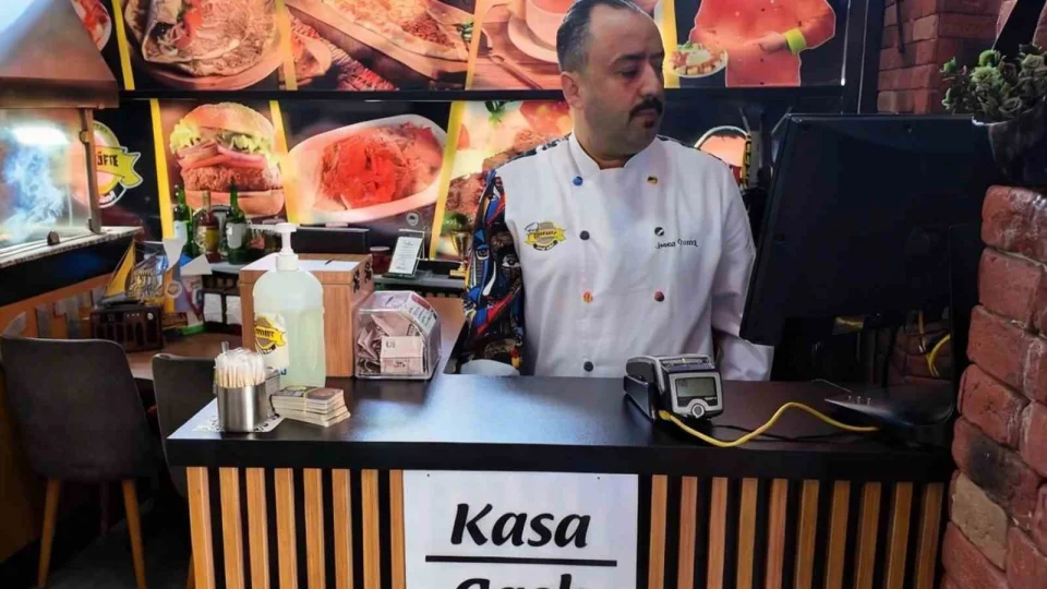Esnafın 'yemek kartı' çıkmazı: 'Kendi paramızla rezil oluyoruz'