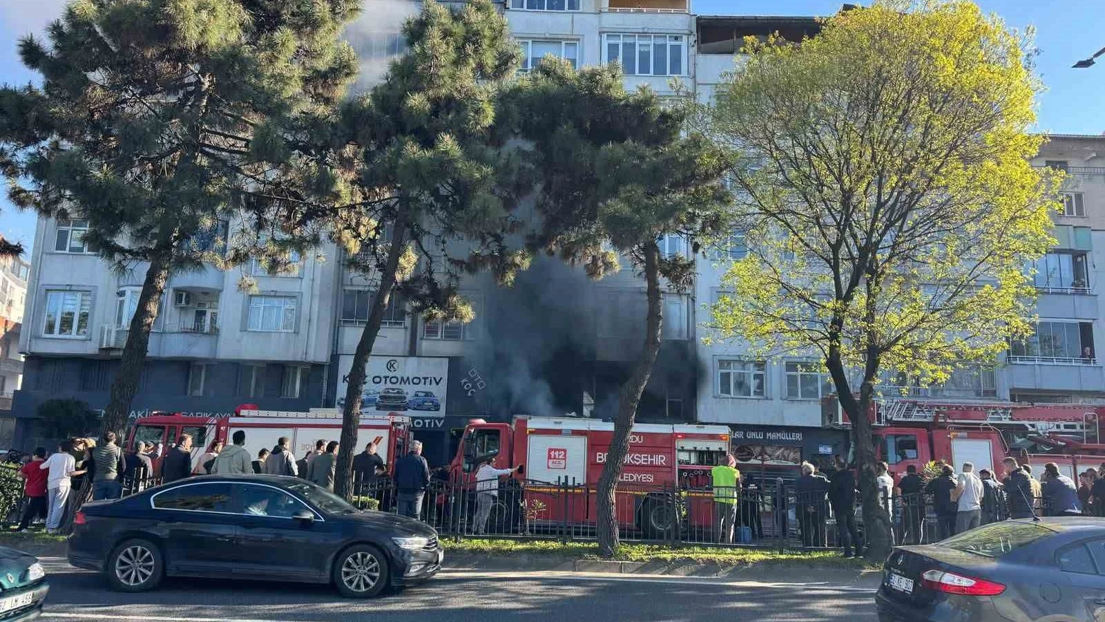 Fatsa'da oto aksesuar d�kkan�nda yang�n