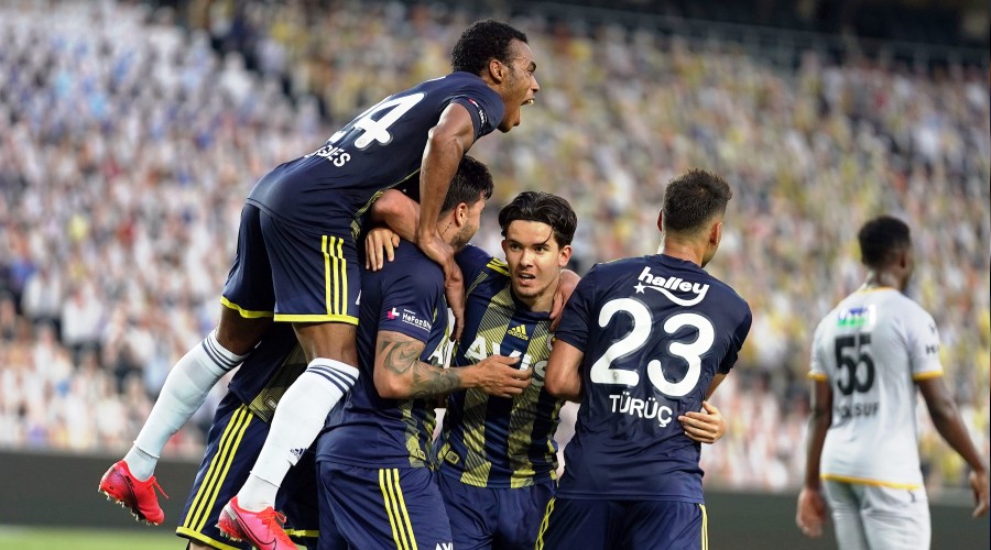 Fenerbahe galip geldi: 3-2