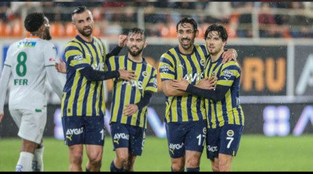 Fenerbahçe'nin hazırlık maçlarındaki şovu sürüyor