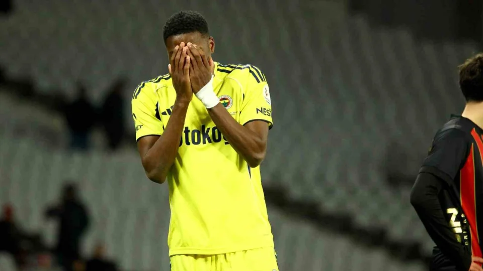 Fenerbah�e'nin S�per Lig'de nama�lup serisi 26. haftada bitti