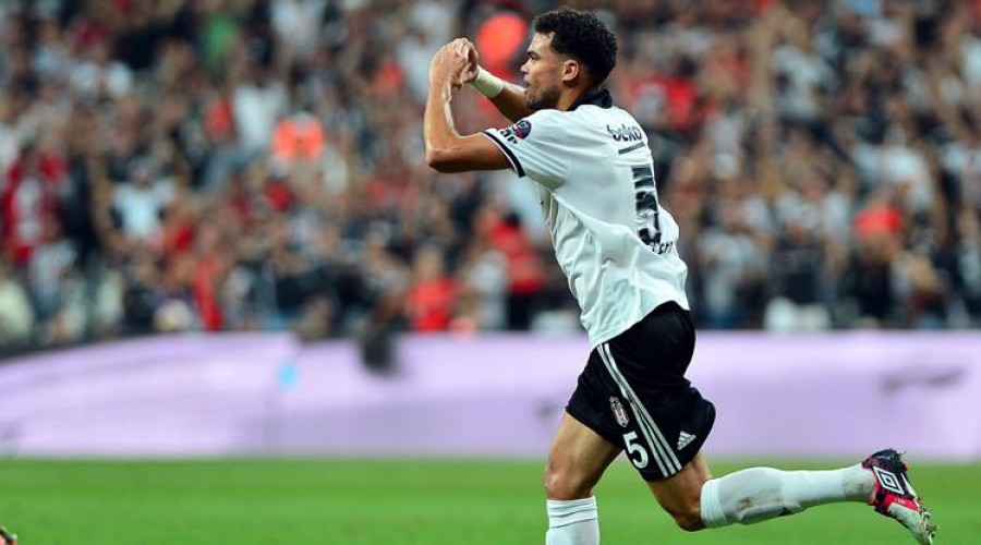 Forvetler 2, Pepe 3 gol attı