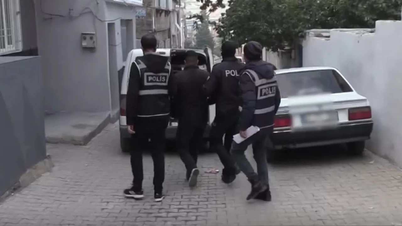 Gaziantep'te eitli sulardan aranan 822 ahs yakaland