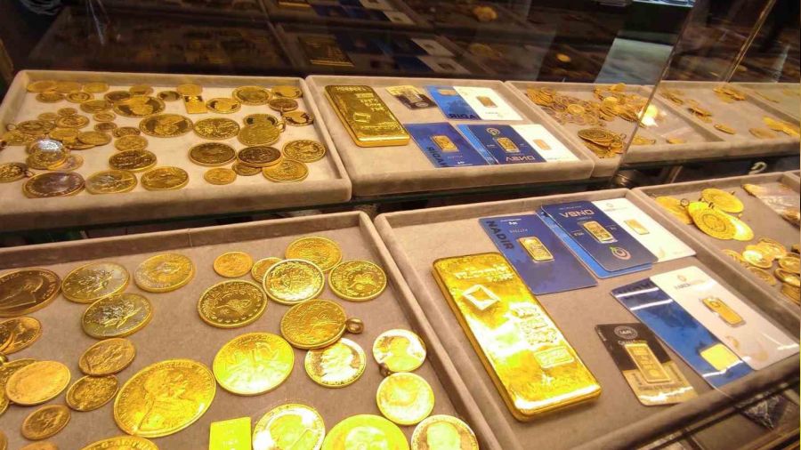 Gram altın rekor seviyede, gümüşe de ilgi artıyor