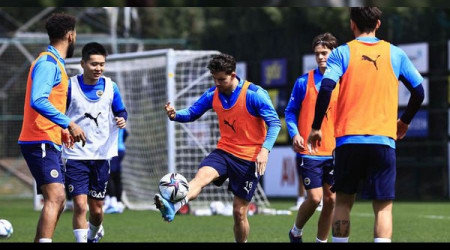 Gney Koreli oyuncu Fenerbahe idmannda