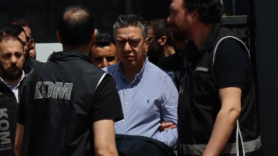 Halfeti Belediyesine operasyon