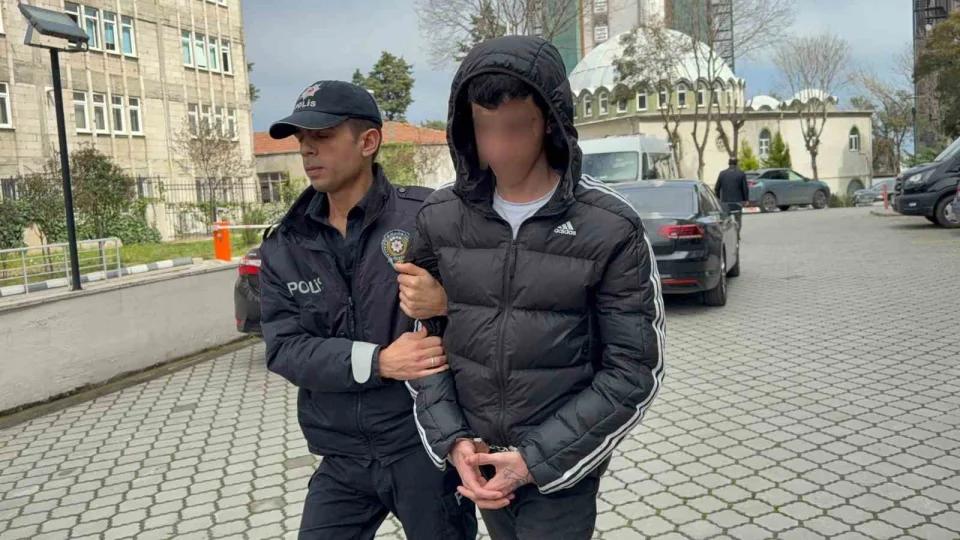 Hastane otopark�nda b��akl� kavga: 1 yaral�