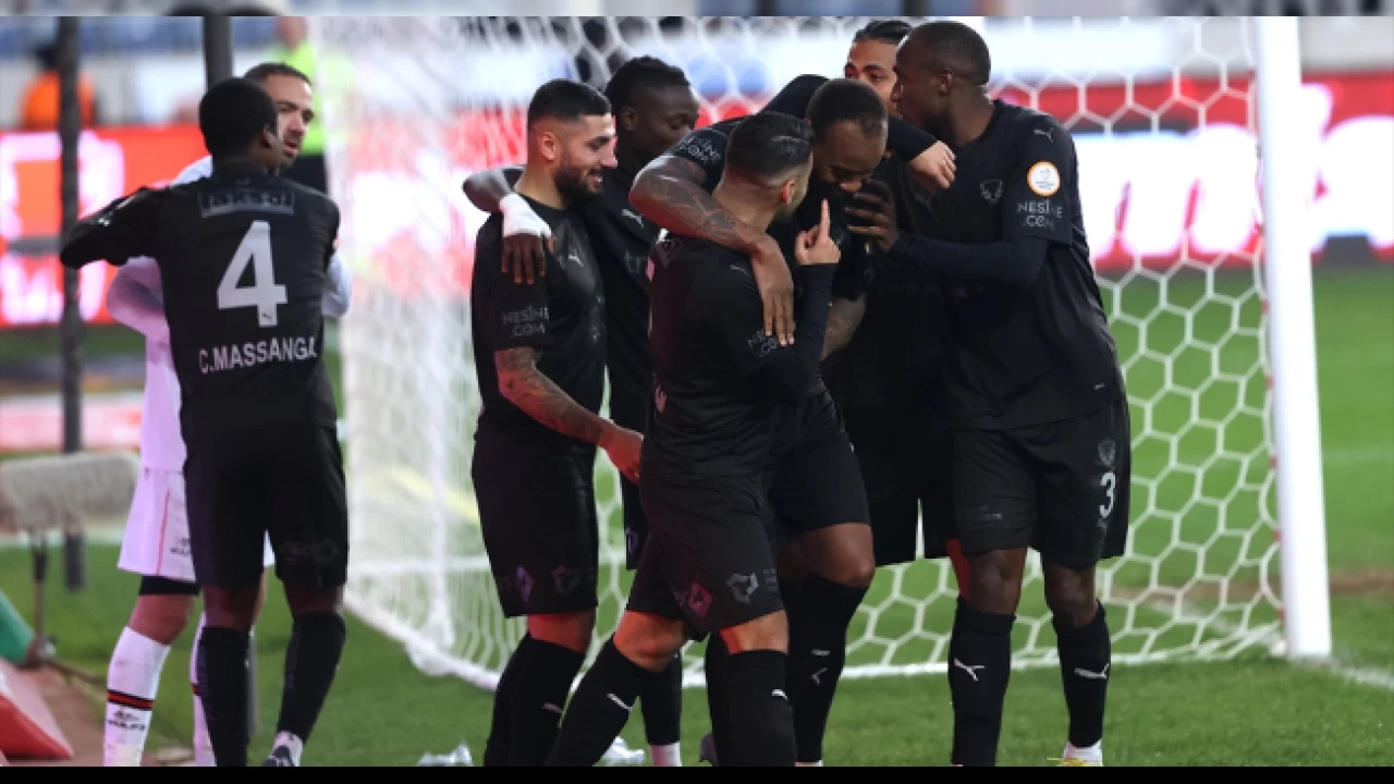 Hatayspor'a zor deplasmanda galibiyet lazım