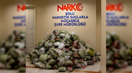 Her taraftan uyuşturucu fışkırıyor... Bolu'da 230 kilo uyuşturucu yakalandı