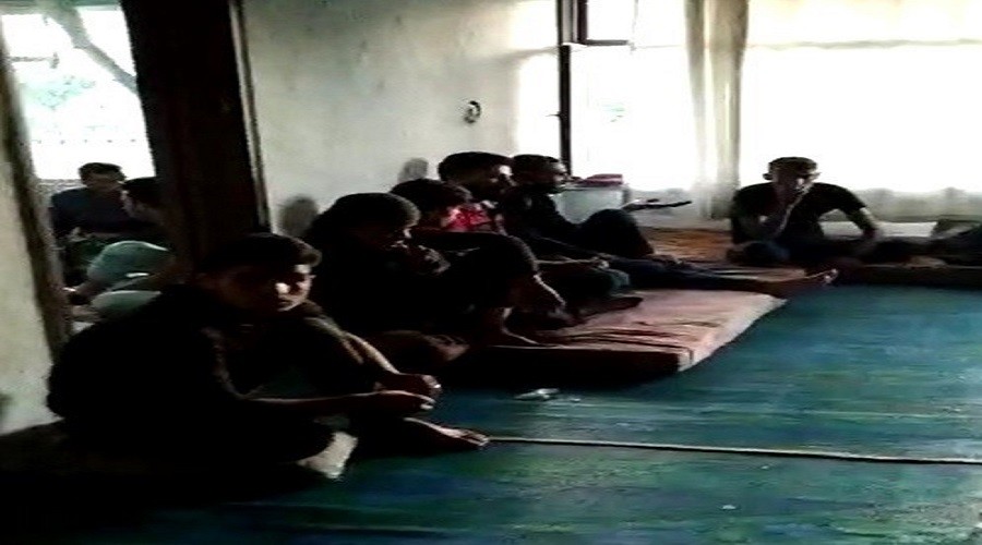 Her yerdeler: "Yol ge�en han�na d�nd�k"