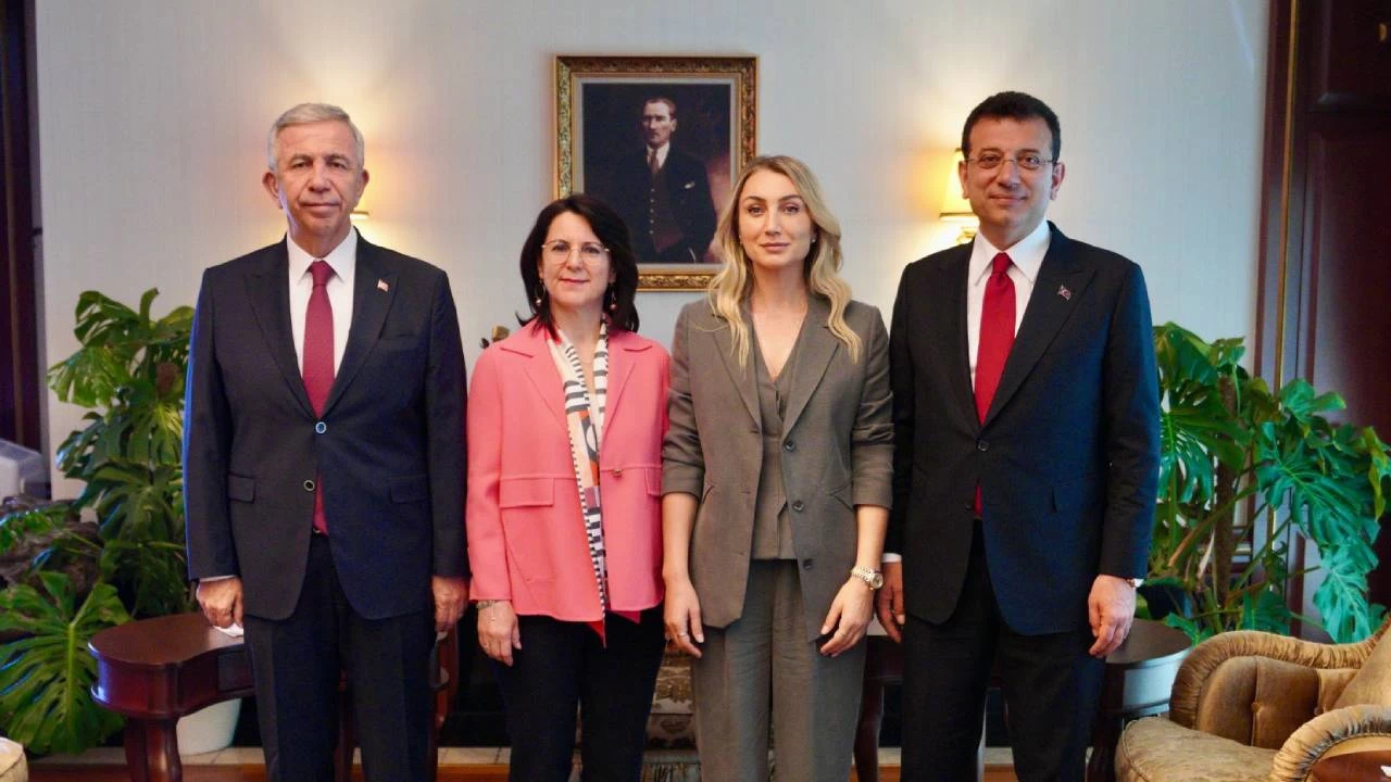 İmamoğlu çiftinden Yavaş çiftine ziyaret