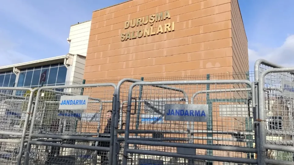 �mamo�lu davas�nda duru�maya ara verildi