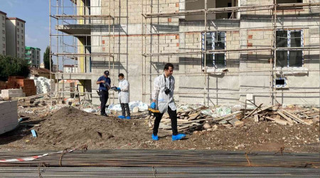 İnşaattan düşen işçi hayatını kaybetti