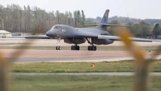 İran, Fairford Üssü olayıyla ilgili suçlamalar nedeniyle İngiltere Büyükelçisini Dışişleri Bakanlığına çağırdı