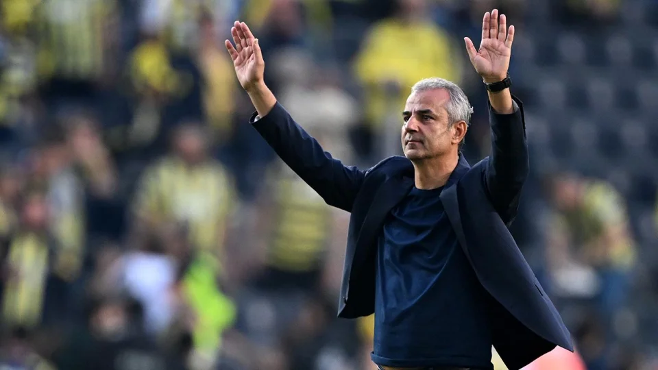 İsmail Kartal isim verdi: Fenerbahçe'ye istediği sağ bek