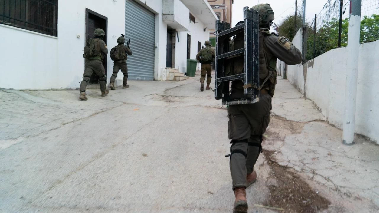 srail askerleri Bat eria'da 16 yandaki Filistinliyi ldrd